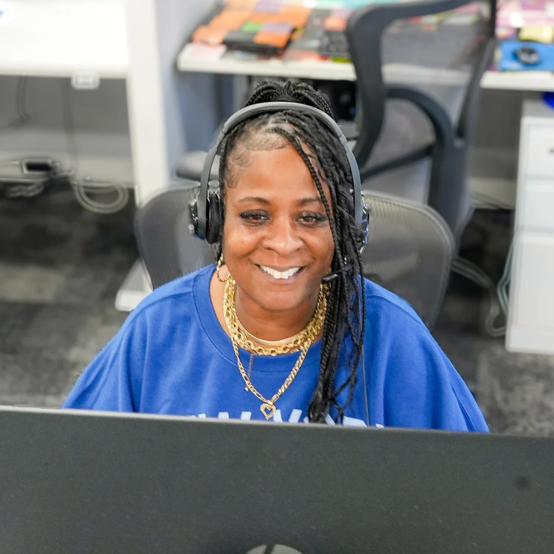 Senior debt collector specializing in MCA collections at Dedicated Financial GBC